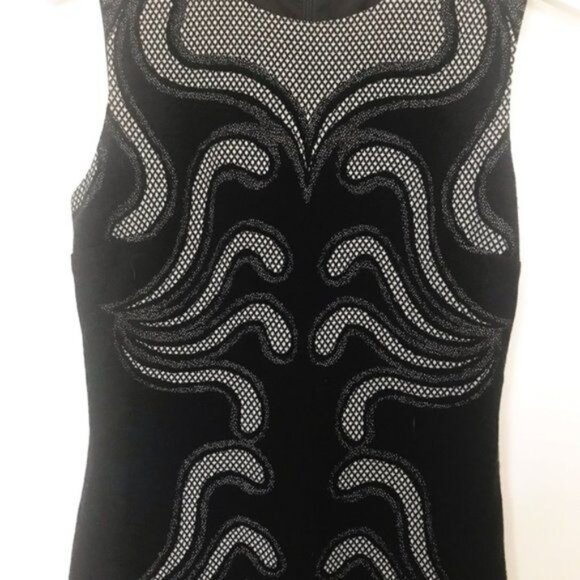 DVF Stagewave Sleeveless Knit Sheath Dress, size 6, black with white - Picture 4 of 8